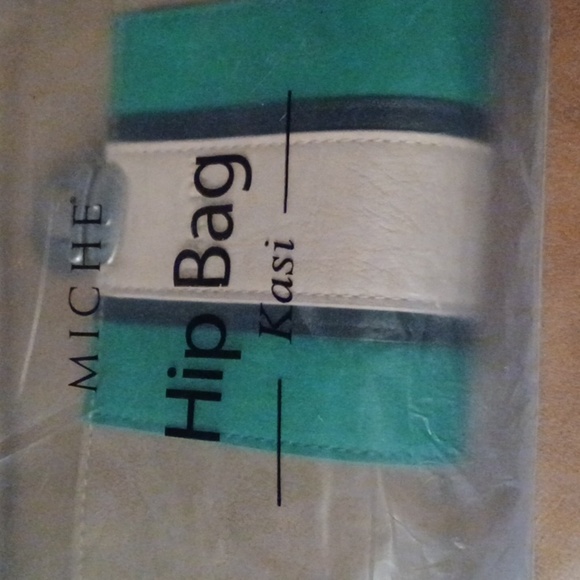 💙🏍Miche Tan and Green  Bag With Shoder Strap - Picture 9 of 10